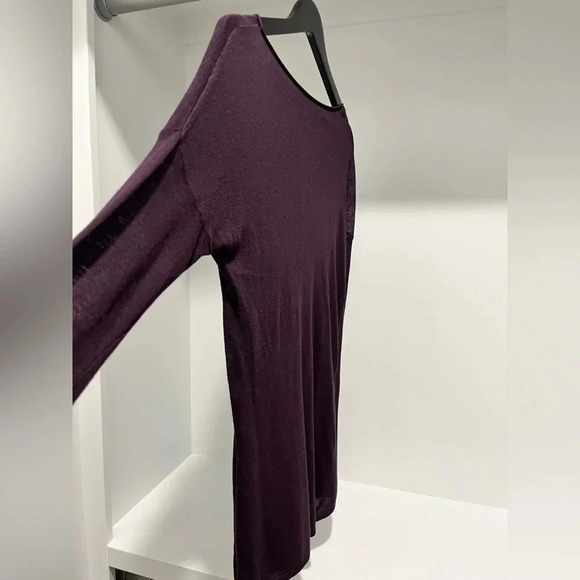 Vince Wool Blend Boatneck Distressed Sweater Dark Purple Size XS fitted - Picture 4 of 6